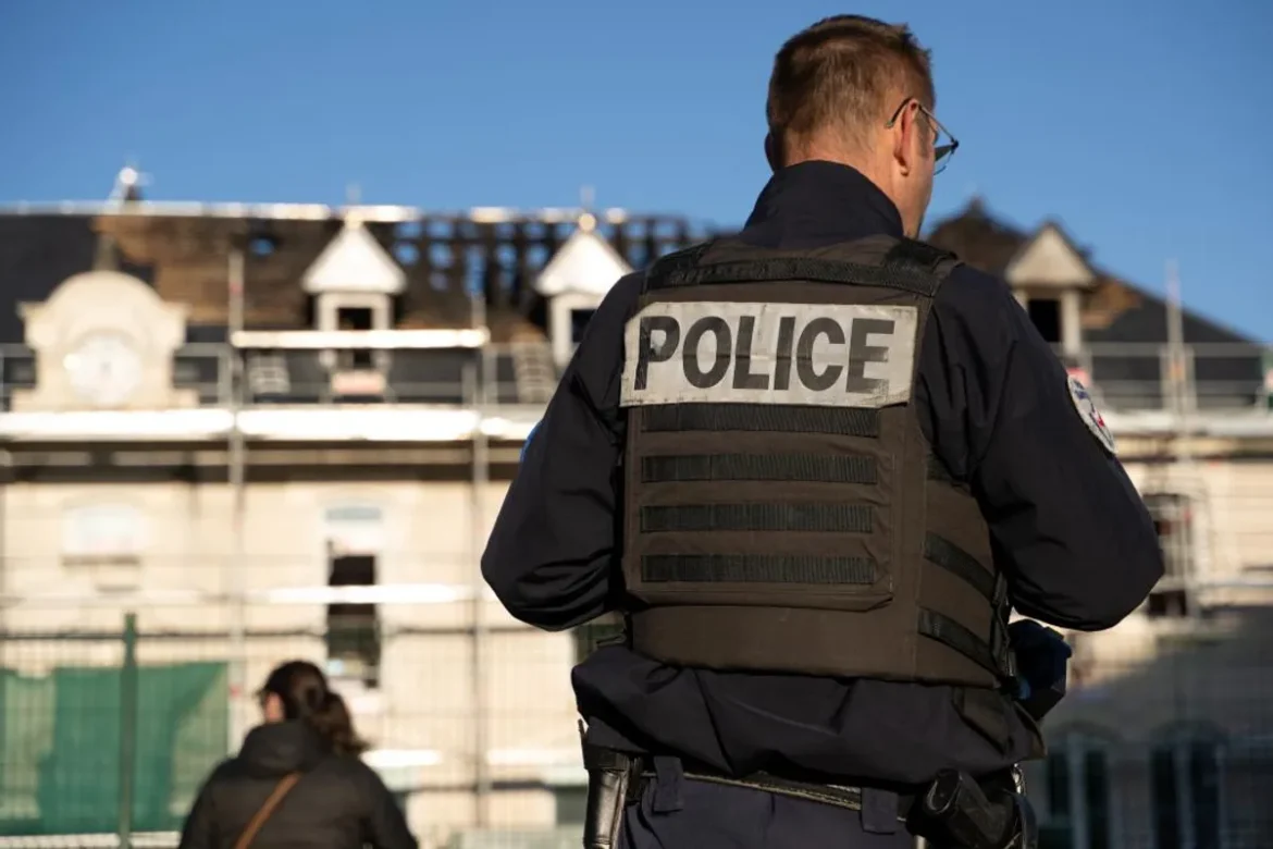 Un Adolescent Suspecté d’Homicide Volontaire après Une Dispute Avec Son Frère Jumeau