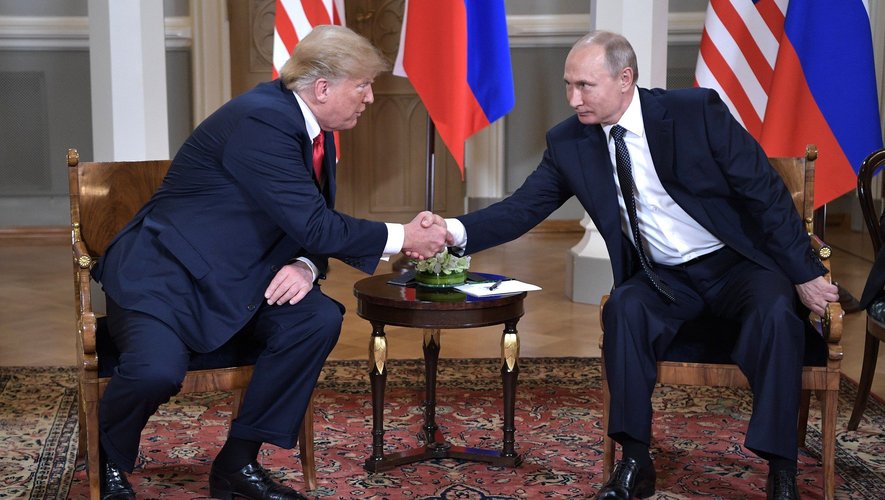 Donald Trump Menace De Nouvelles Taxes Sur Le Pétrole Russe À Cause Du Conflit En Ukraine