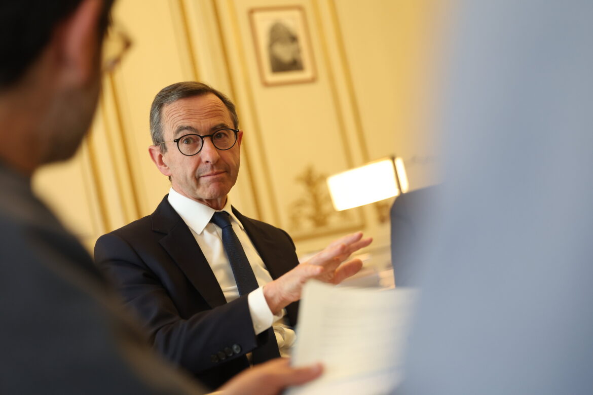 Bruno Retailleau nomme Nicolas Daragon à la tête adjacente des Républicains malgré ses liens présumés avec les Frères musulmans
