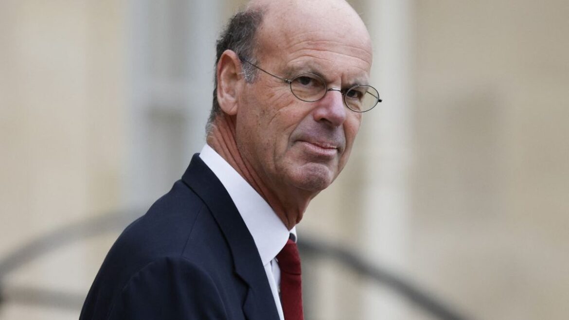 Budget serré en 2026 : Le gouvernement maintient son objectif malgré l’incertitude économique