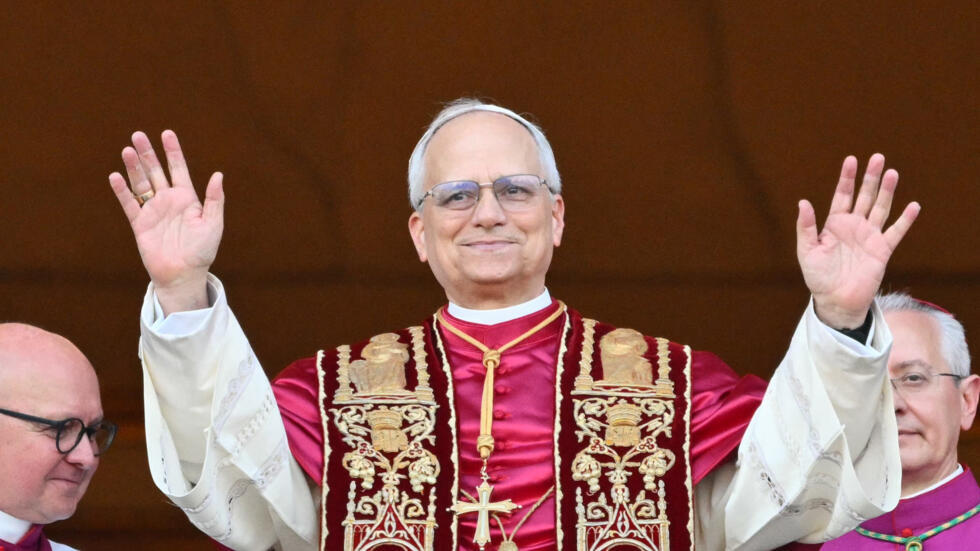 Pape Léon XIV : Le Cardinal Robert Francis Prevost Élu Successeur De François