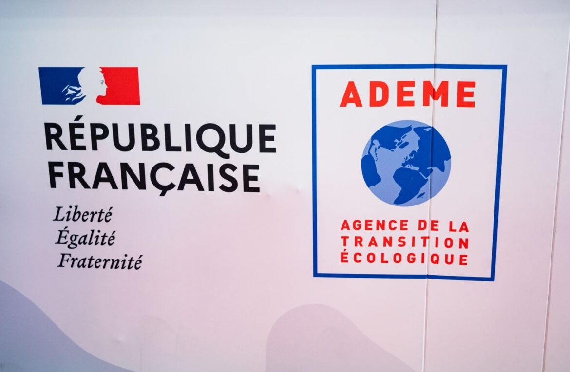 Réorganisation des organismes publics : le gouvernement vise un milliard d’économies