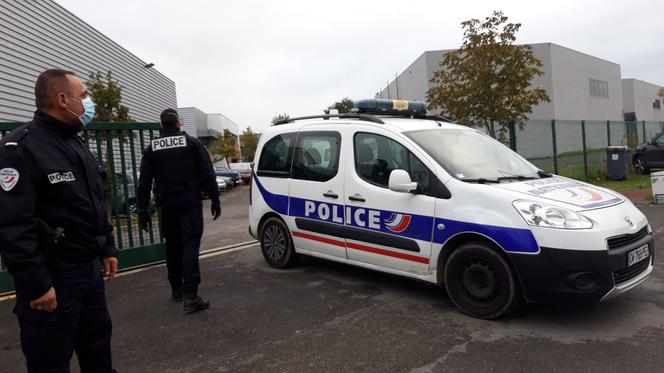 Un Policier du Val-d’Oise Meurt Après une Agression à Paris