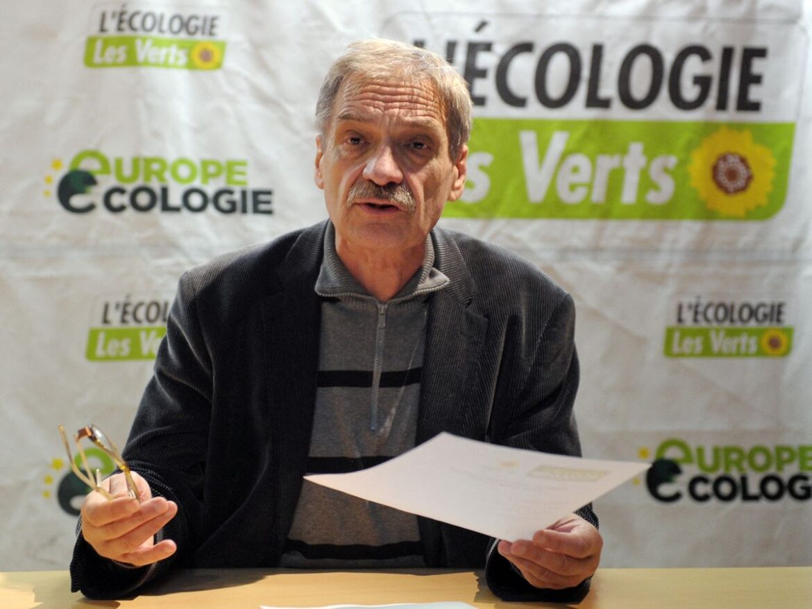 José Bové Répond Vilement à Jean-Luc Mélenchon