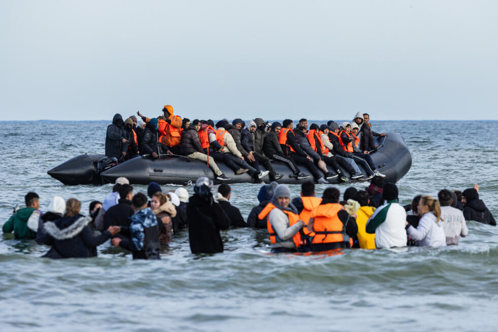 Les objets abandonnés sur les plages dévoilent des destins migratoires
