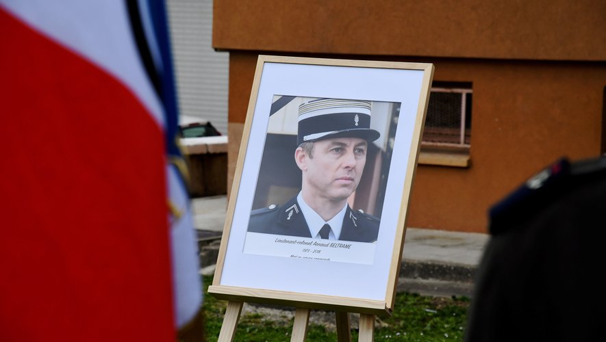 Hommage à Arnaud Beltrame à Bry-sur-Marne