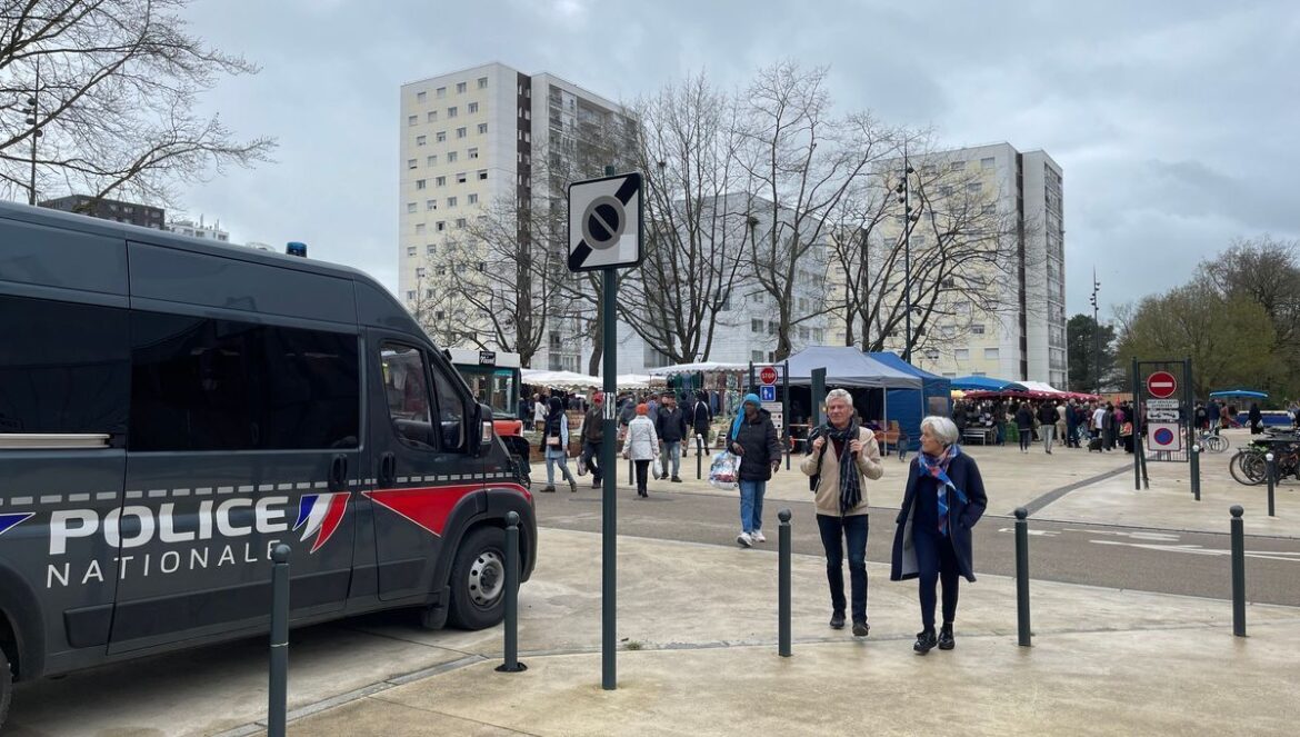 Rennes (35) : des habitants du Blosne construisent une forteresse contre le trafic de drogue