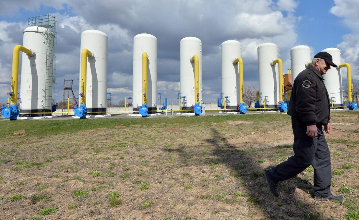 Accord sur l’exploitation des ressources naturelles ukrainiennes : compensation financière ouverture à l’investissement étranger