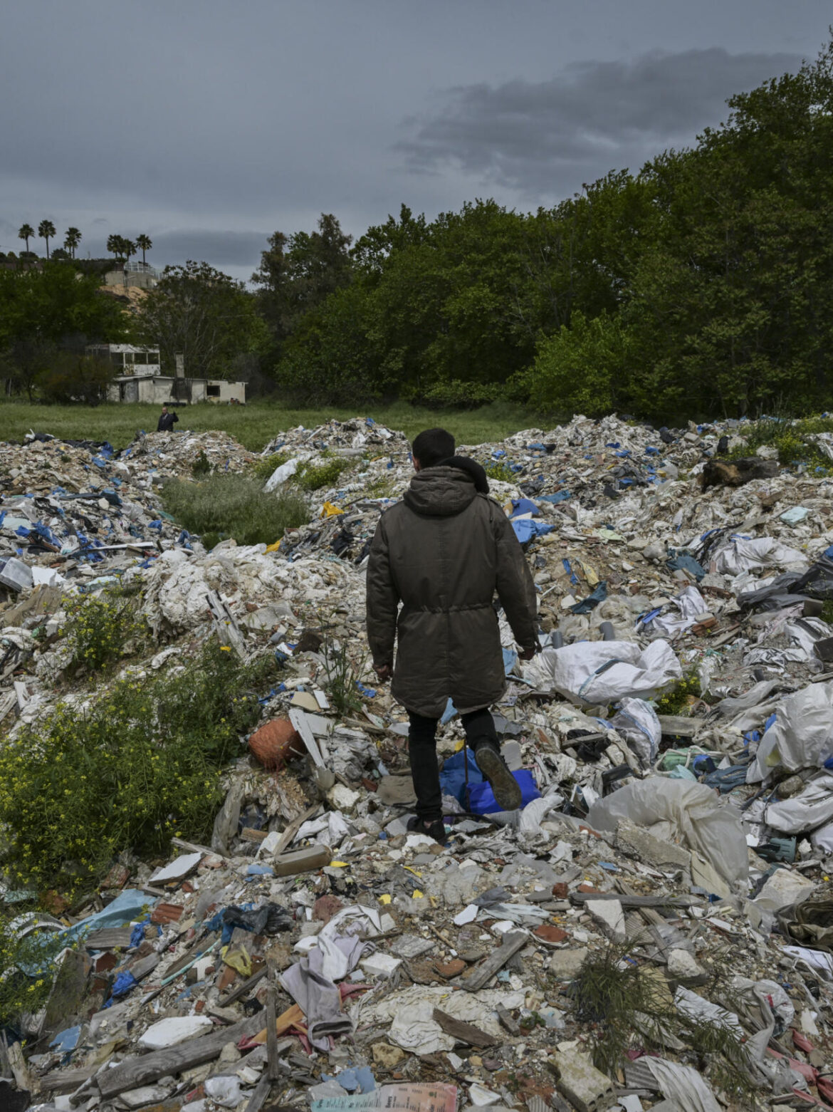 Gestion des déchets en Grèce : Une crise émergente sur la rivière Kifissos à Athènes