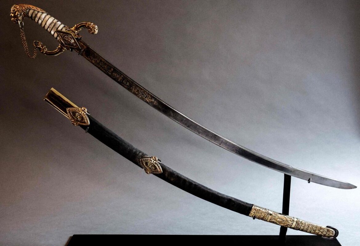 Vente d’un sabre napoléonien estimé entre 700 000 et un million d’euros