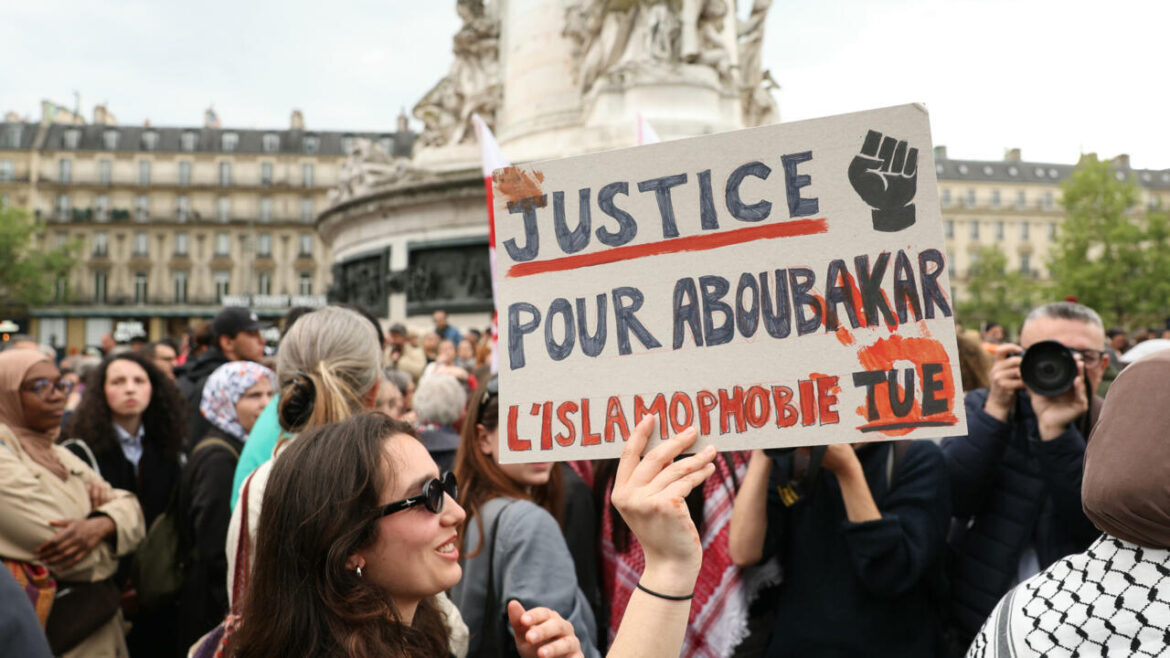 Une femme victime d’agression islamophobe en région parisienne