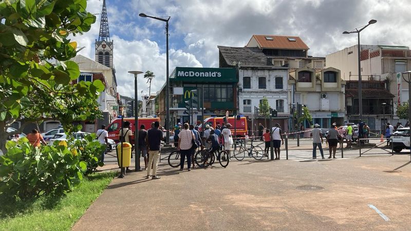 Violence meurtrière à Fort-de-France: Une fusillade fait trois morts en plein centre-ville