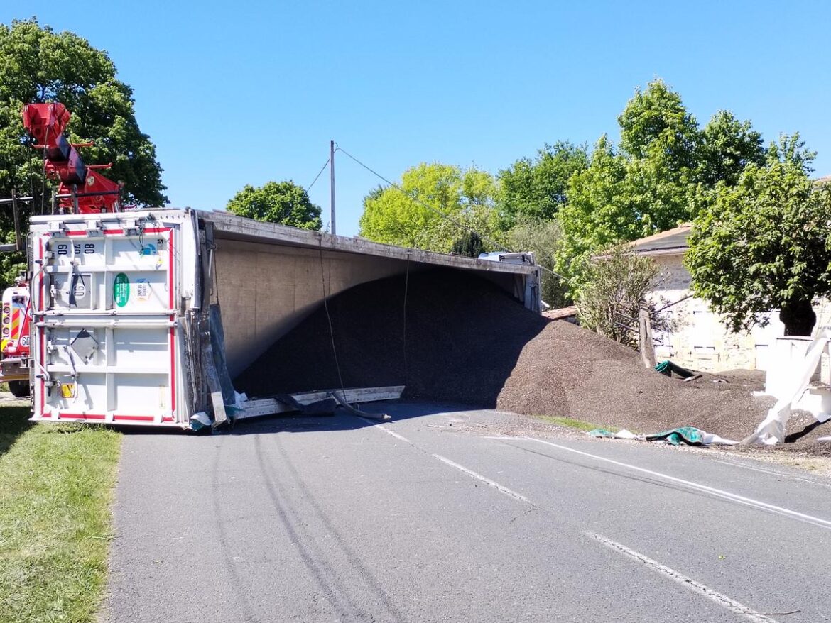 Incident routier dans la Haute Gironde : un camion renversé cause des dégâts électriques