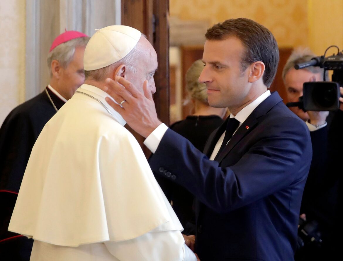 Emmanuel Macron et le Pape François : Un Dialogue Franchement Respectueux
