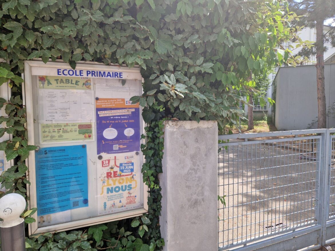 Incendie et vandalisme dans une école de Lyon : des actes haineux dénoncés par la police