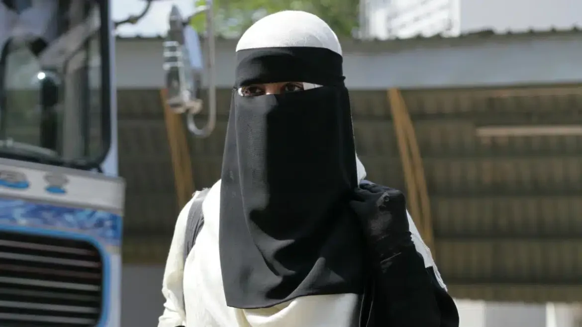 Une femme franco-algérienne victime d’un lynchage sanglant à Blida : des accusations absurdes et une haine aveugle
