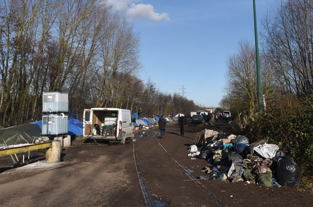 Une tragédie dans le camp de migrants de Loon-Plage : un homme tué par balles