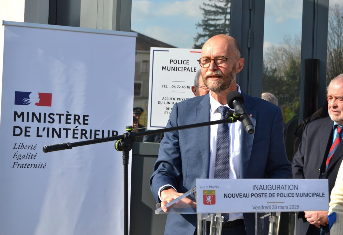 Meyzieu : un couvre-feu draconien pour les mineurs après des actes de violence et de vandalisme