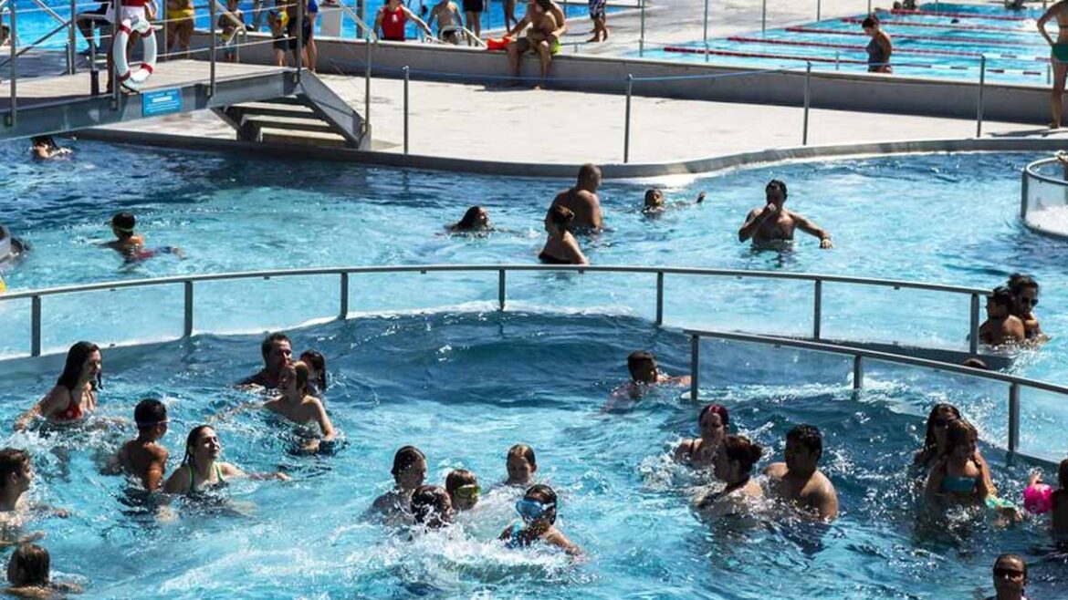Les piscines suisses débordées par les comportements inacceptables de jeunes Français