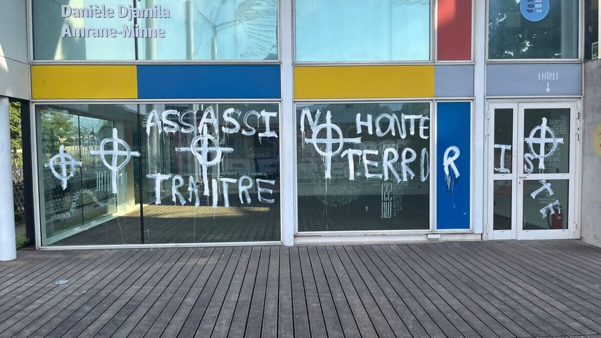 Le scandale de Bobigny : un bâtiment public nommé après une terroriste du FLN
