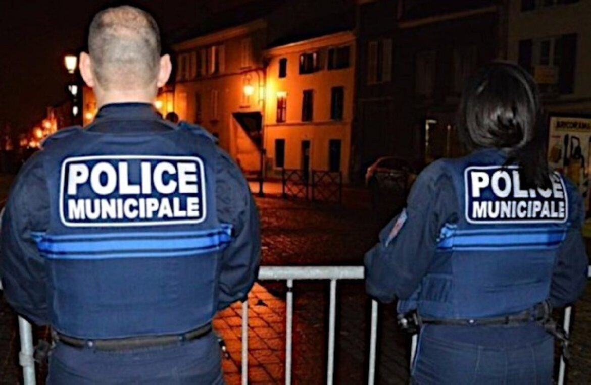 « Roubaix : Les habitants dénoncent la folie des épiceries de nuit »