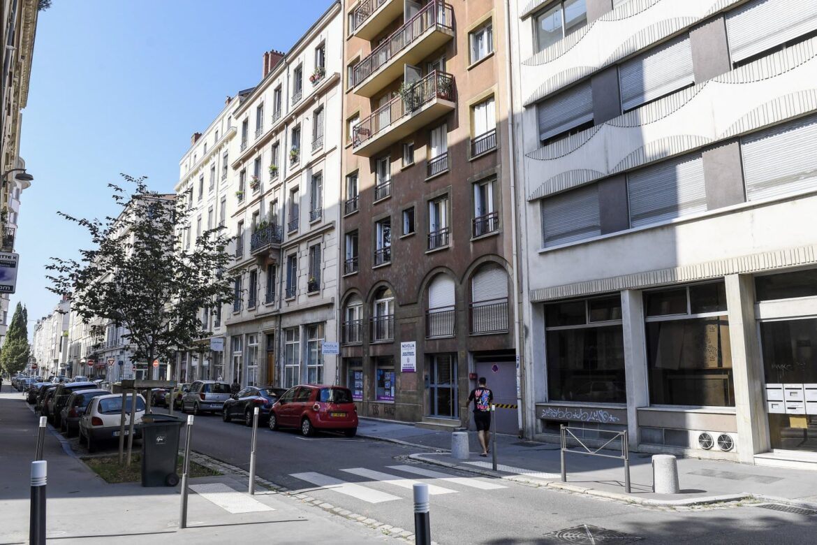 «Un vieil homme brutalisé à Lyon : l’horreur d’un crime sans pitié»
