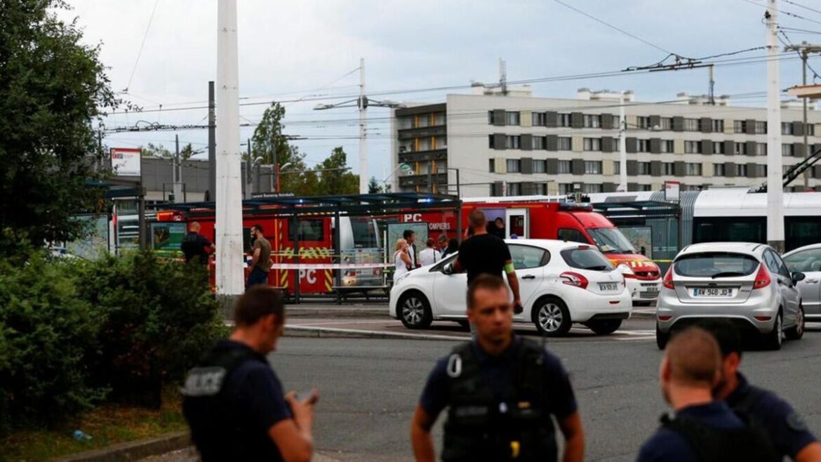 Violence à Villeurbanne : une porte criblée de balles et des menaces inquiétantes