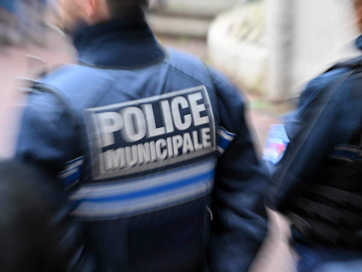 PANIQUE À LYON : UN HOMME AGRÉSSÉ VERBALEMENT DANS LES RUES