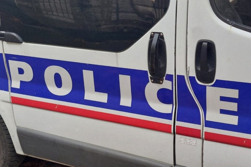 Une adolescente de 14 ans brutalisée par un groupe de 14 collégiens à Brest