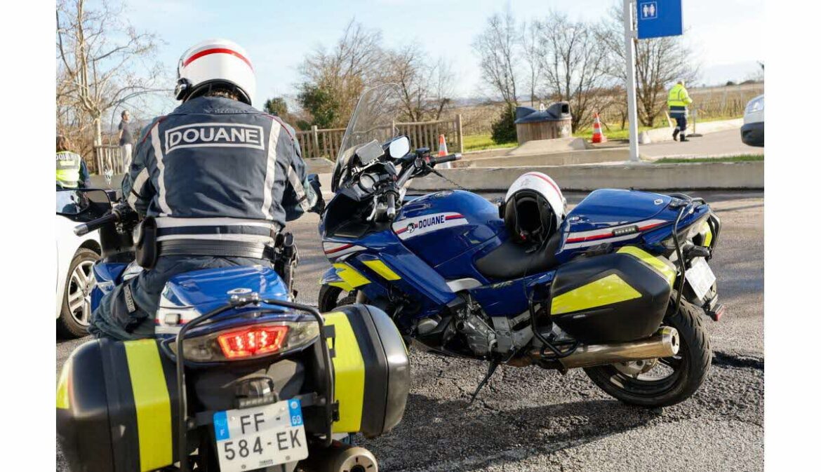 Massive Découverte d’Ecstasy en Vaucluse : Deux Individus Condamnés à de Longues Peines