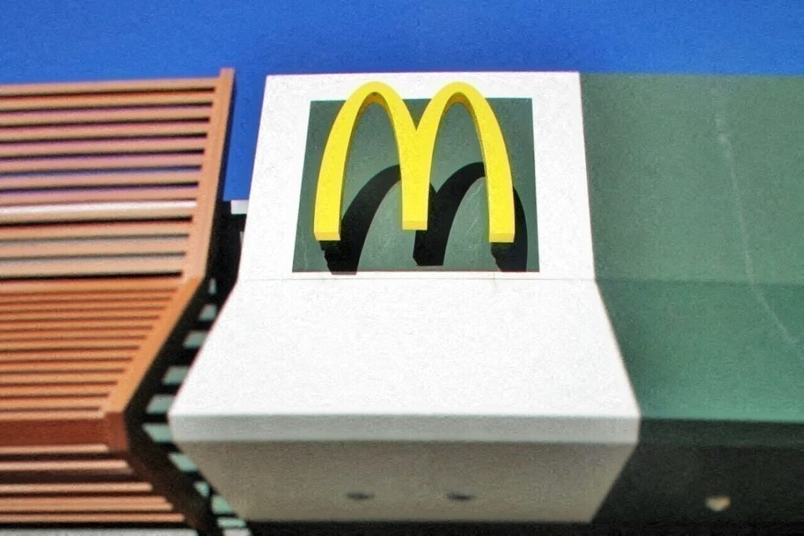 Une dispute dans un McDonald’s de Branges déclenche une bagarre sanglante