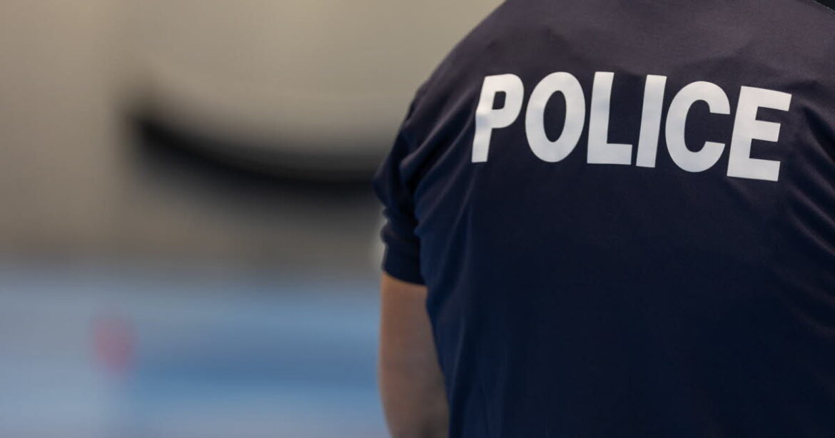 Title: Un conducteur de voitures volée blessé un policier à Cavaillon