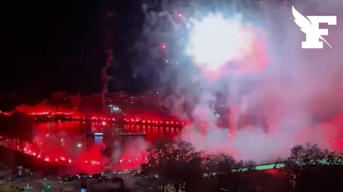 Des feux d’artifice illégaux sur la Seine : une célébration de l’ultra des ultras du Wydad