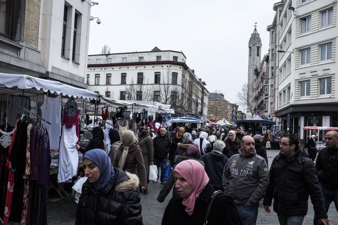 Molenbeek : 10 Ans après les Attentats, Des Habitants Se Sentent Stigmatisés et Demandent de Tourner la Page