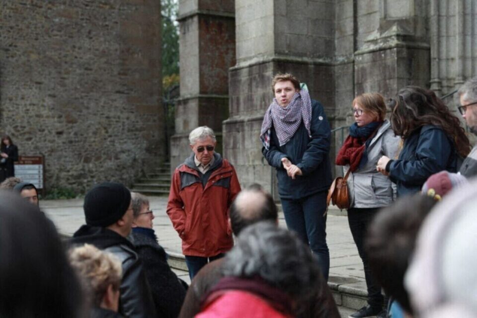 Fougères met fin à l’accueil des exilés : un conflit entre municipalité et associations