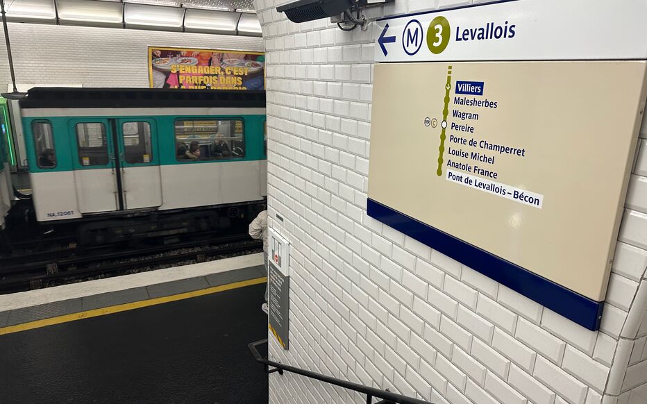 Agression sexuelle dans le métro parisien : trois hommes interpellés