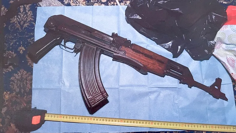 Besançon : une attaque sanglante à l&rsquo;AK-47 contre la police