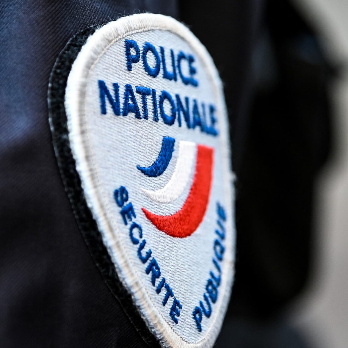 Une attaque spectaculaire à Bonneuil : des camions Apple dévalisés par des bandits armés de haches