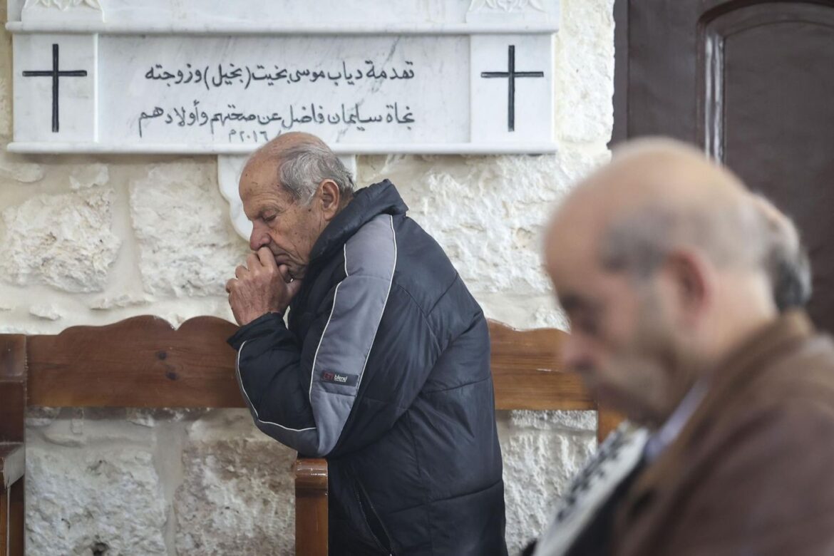 Landstuhl : la révélation d’un tueur syrien masqué sous une identité grecque