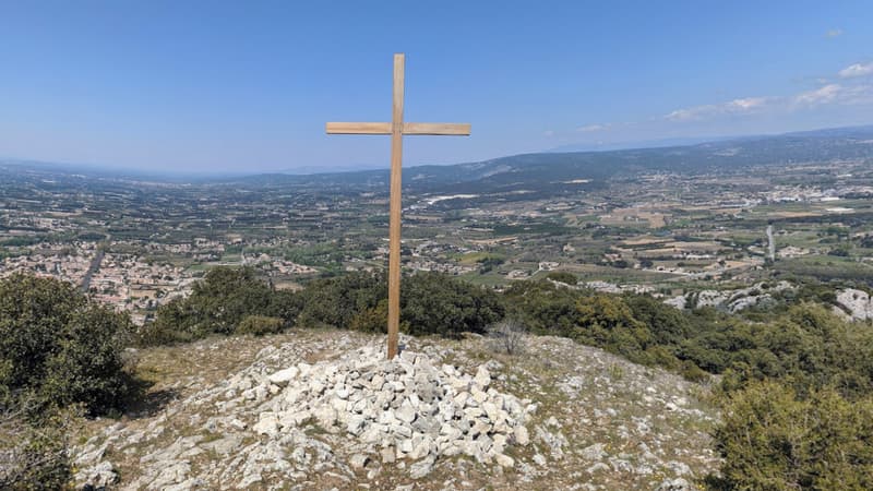 La croix de Corilou : une histoire nationale en péril face à la loi séparatiste